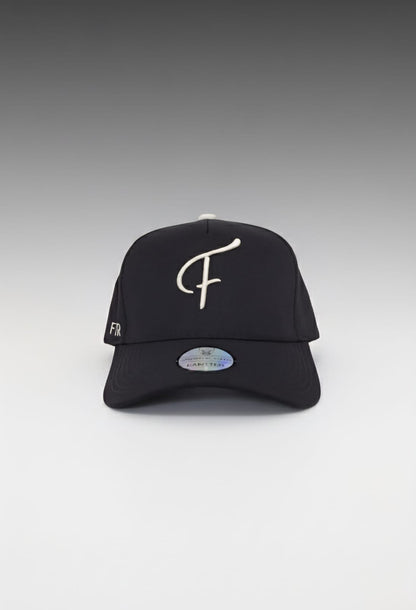 BLACK SIGNATURE CAP