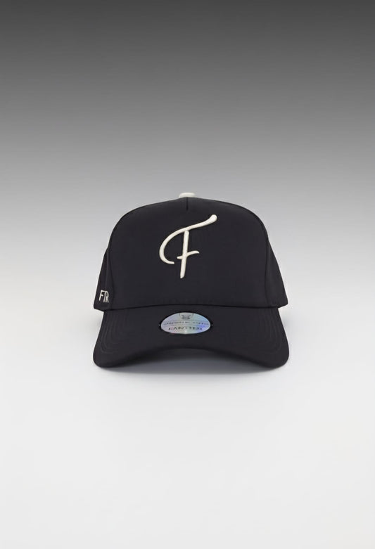 BLACK SIGNATURE CAP